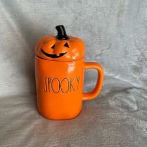 Rae Dunn - Spooky mug w/topper